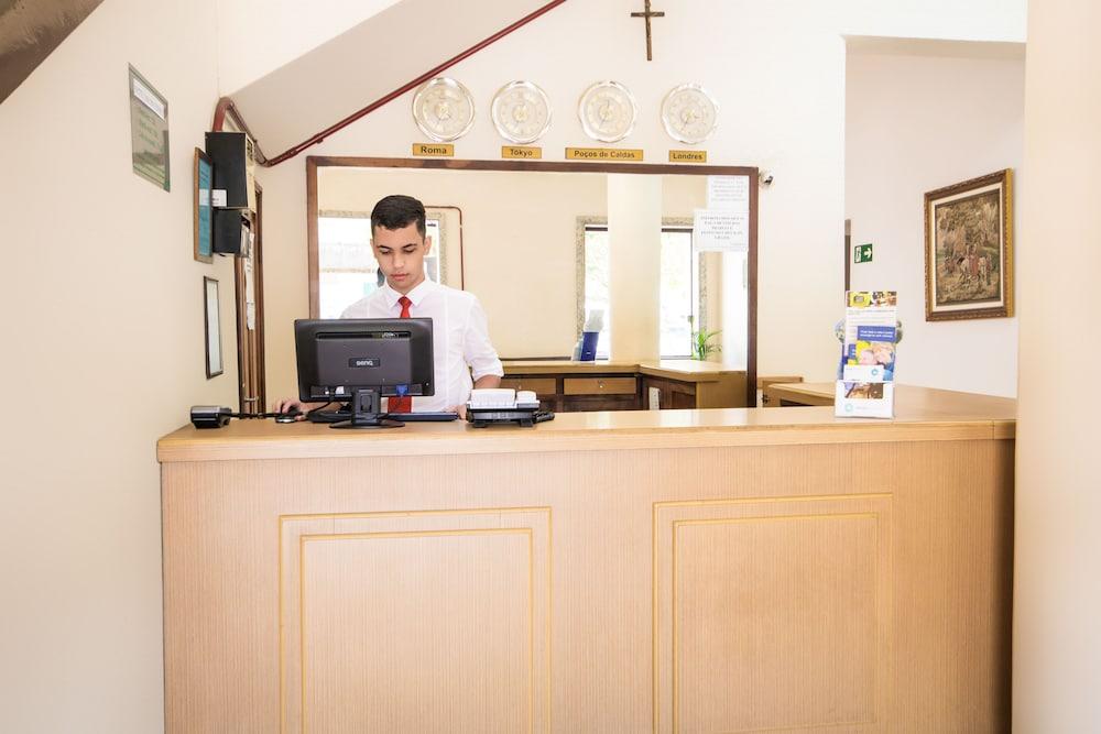 Hotel Euro Suite Pocos De Caldas By Nacional Inn Luaran gambar